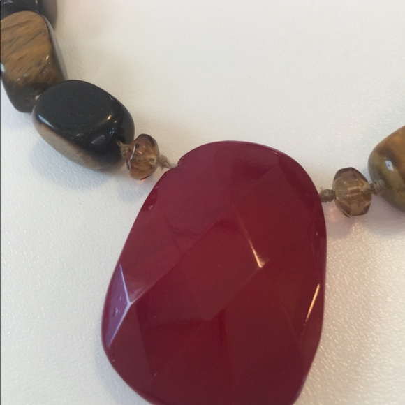 Necklace - Picture 2 of 4